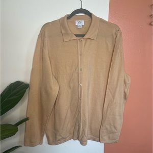 Vintage camel colored L&F collared button up sweater. Size 3x
